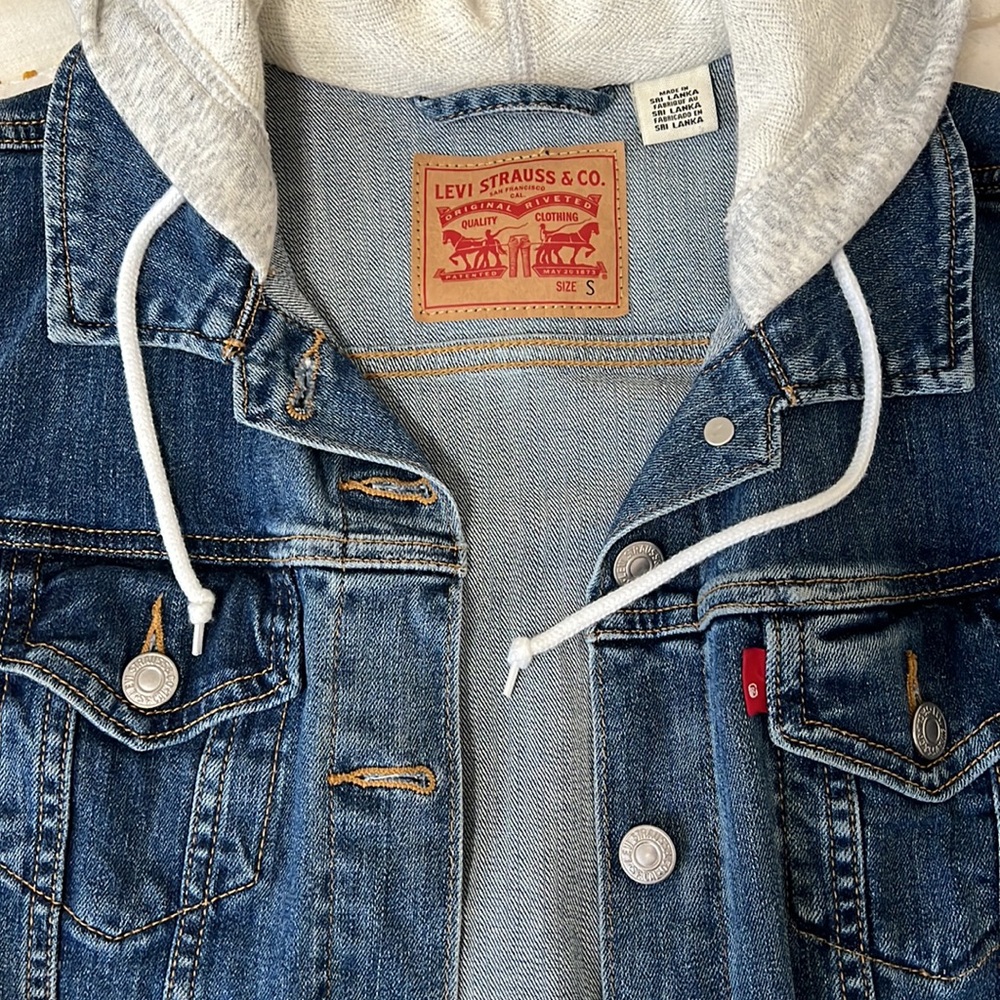 Levi Denim Jacket - image 2